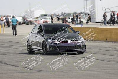 media/Jun-01-2025-CalClub SCCA (Sun) [[eae223c5dd]]/Group 1/Track Event (Front Straight)/